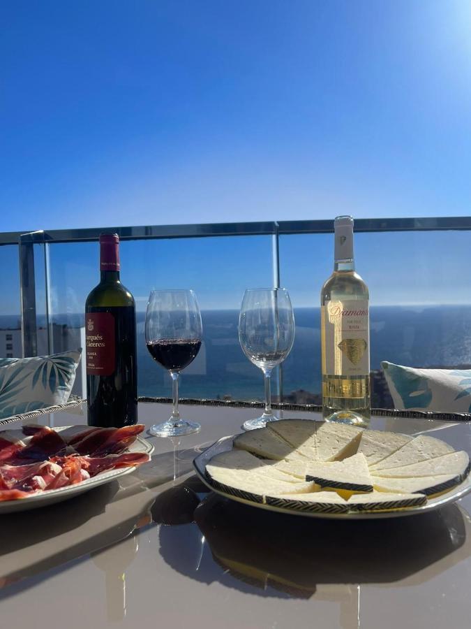 Sunset Waves Benidorm Julieta Vistas Al Mar Premium 200 Mt2 Con Jacuzzi En Terraza Apartment Exterior photo