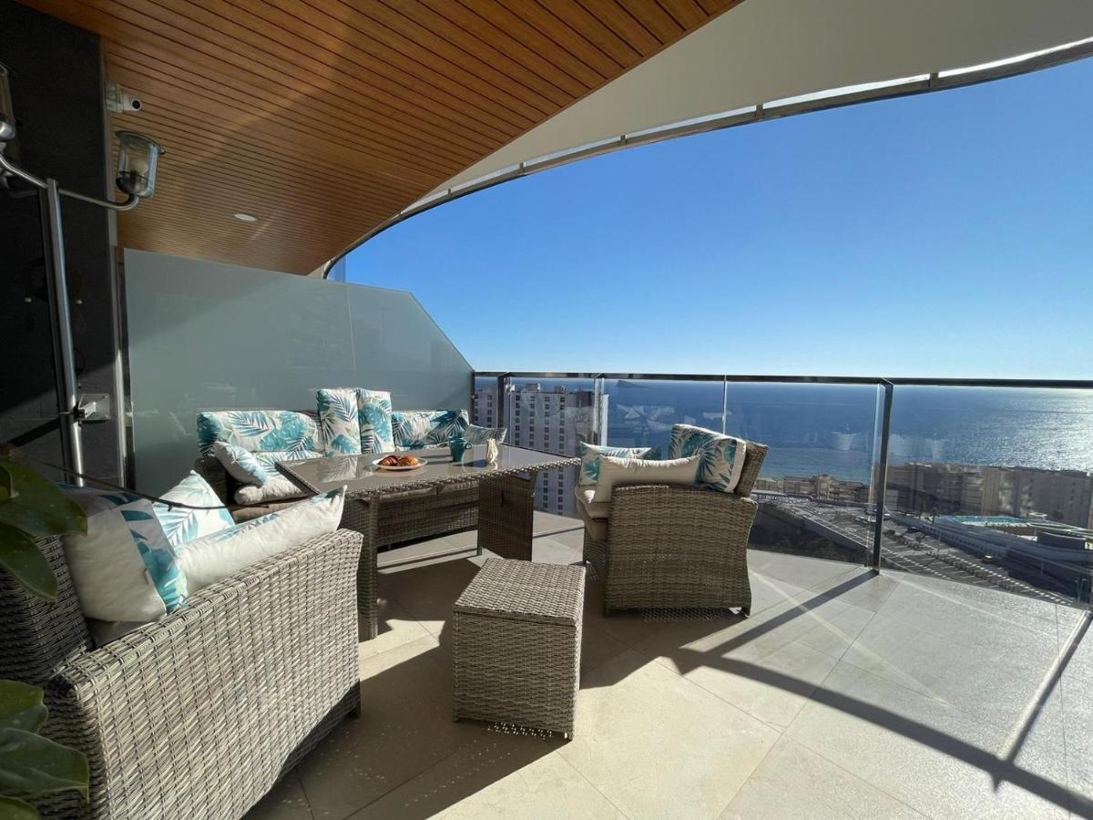 Sunset Waves Benidorm Julieta Vistas Al Mar Premium 200 Mt2 Con Jacuzzi En Terraza Apartment Exterior photo